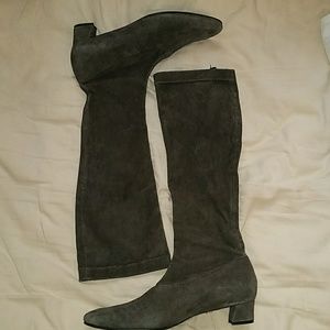 Robert Clergerie  olive or grey suede like boot